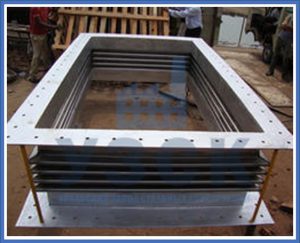 прямоугольные линзовые компенсаторы в Якутске